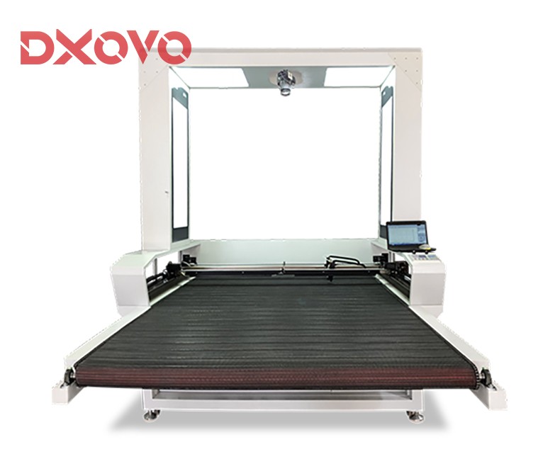 CO2 laser cutting machine for fabric and leather